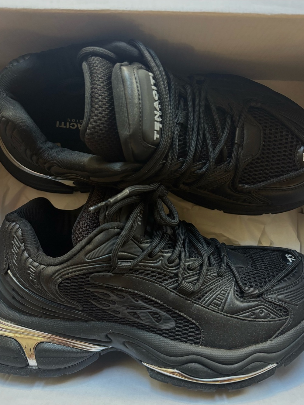 TENACITI Black Athletic Sneakers